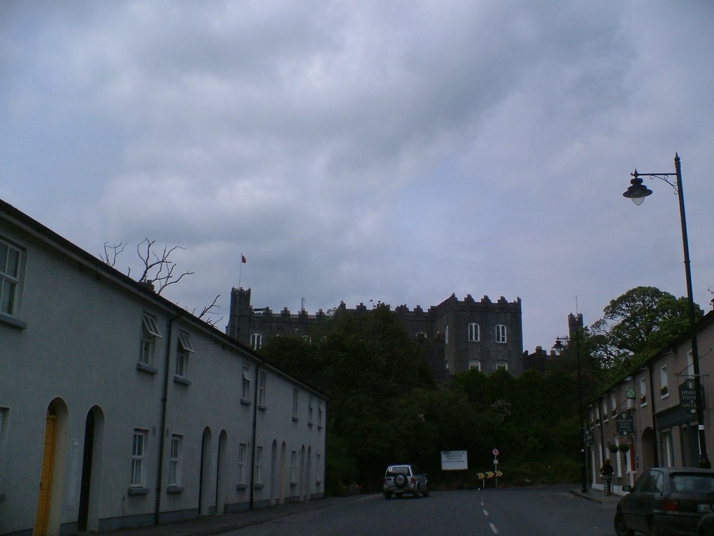 Birr Castle, Castle Street